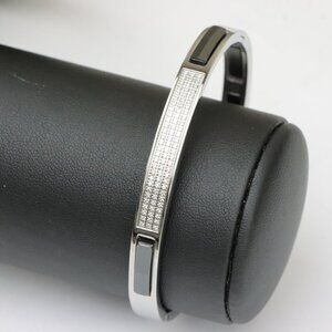 Elegant Stainless Steel Bracelet with Black Accents & CZ Detailing, THJWEL003